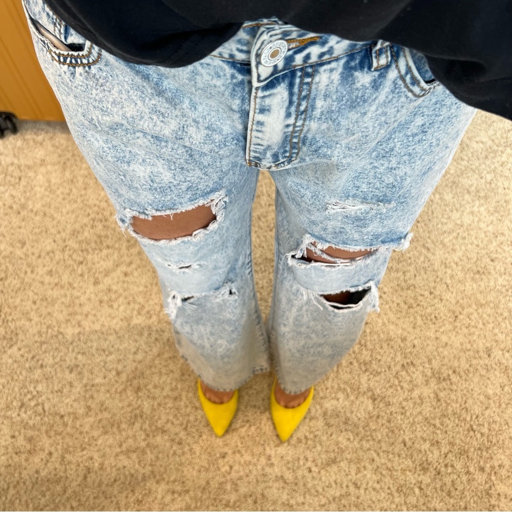 JEANS WITH HOLES